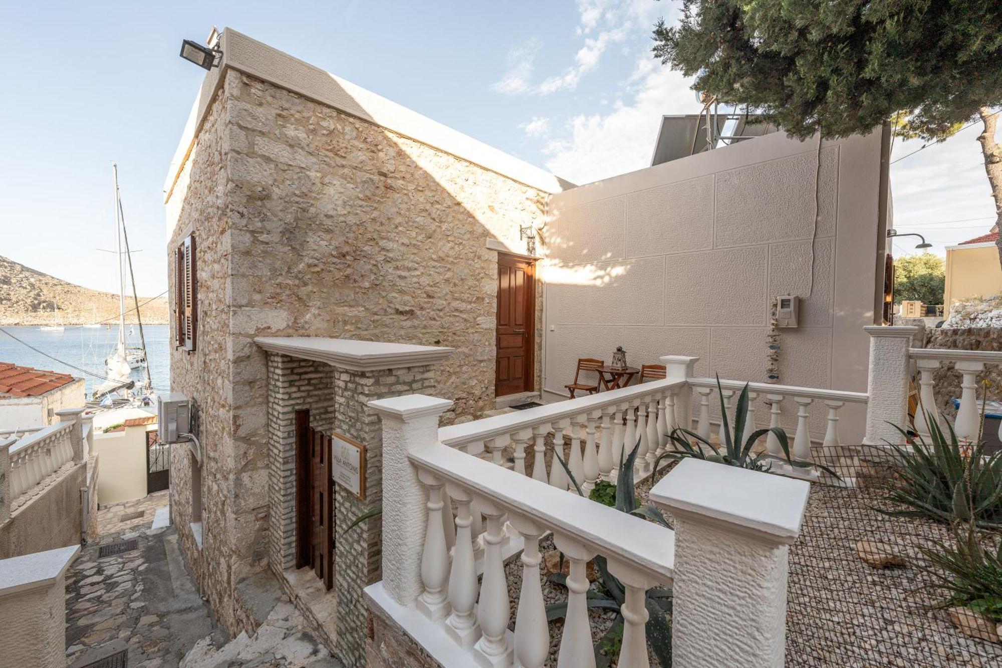 Villa Antonis Chalki Town Zewnętrze zdjęcie